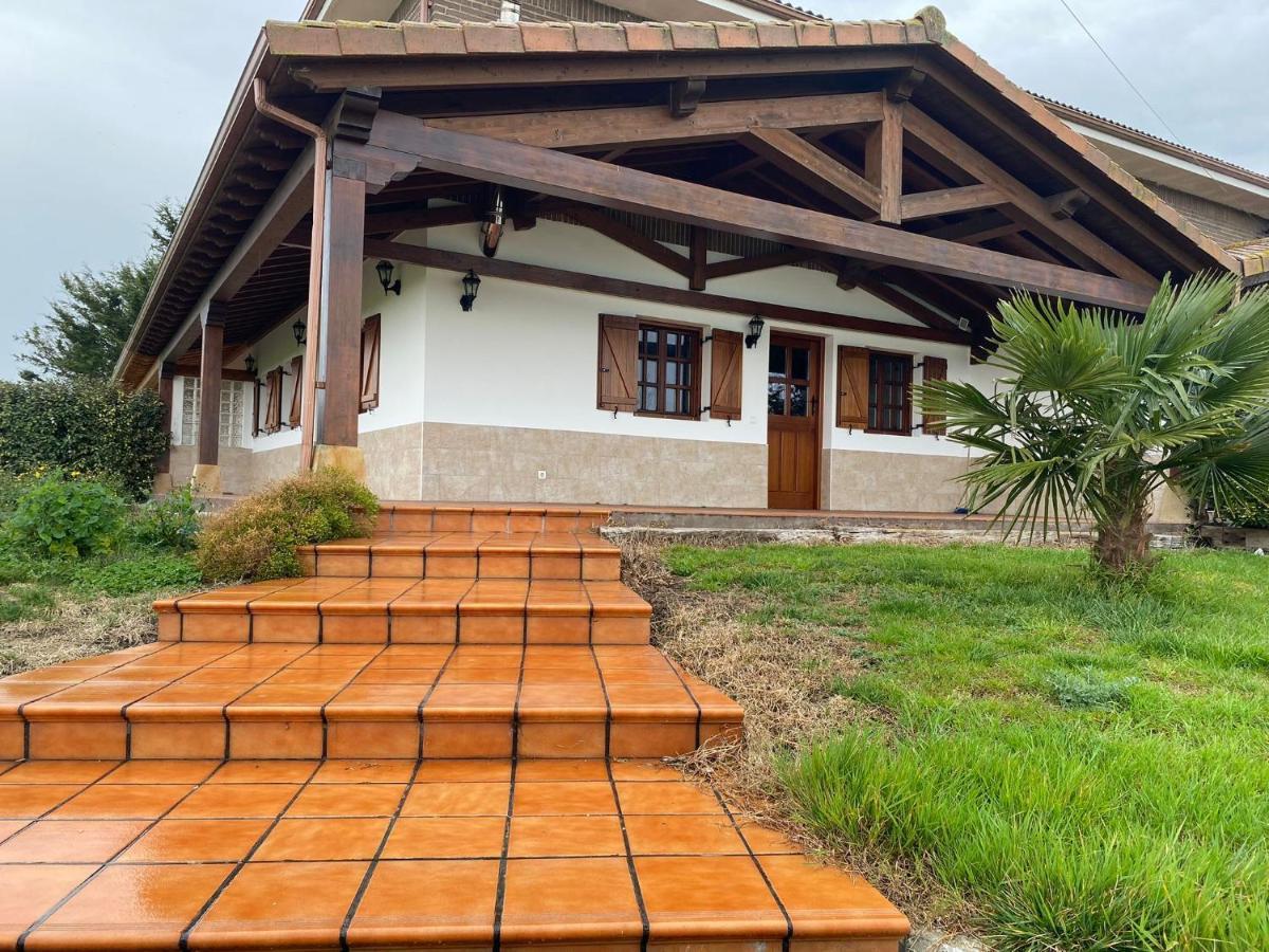 Estudios En Loredo Exterior foto